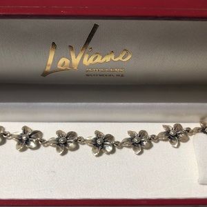 Silver flower bracelet